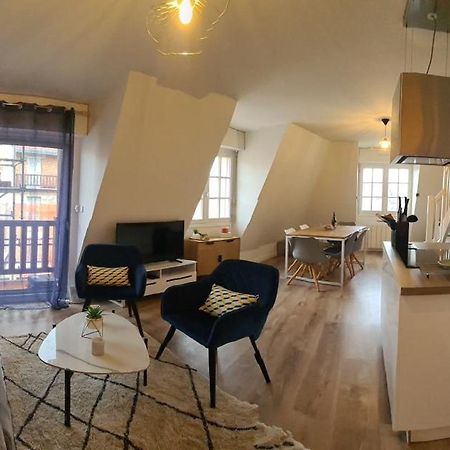 Duplex Au Coeur De Deauville Avec Vue Imprenable Et Parking Prive المظهر الخارجي الصورة